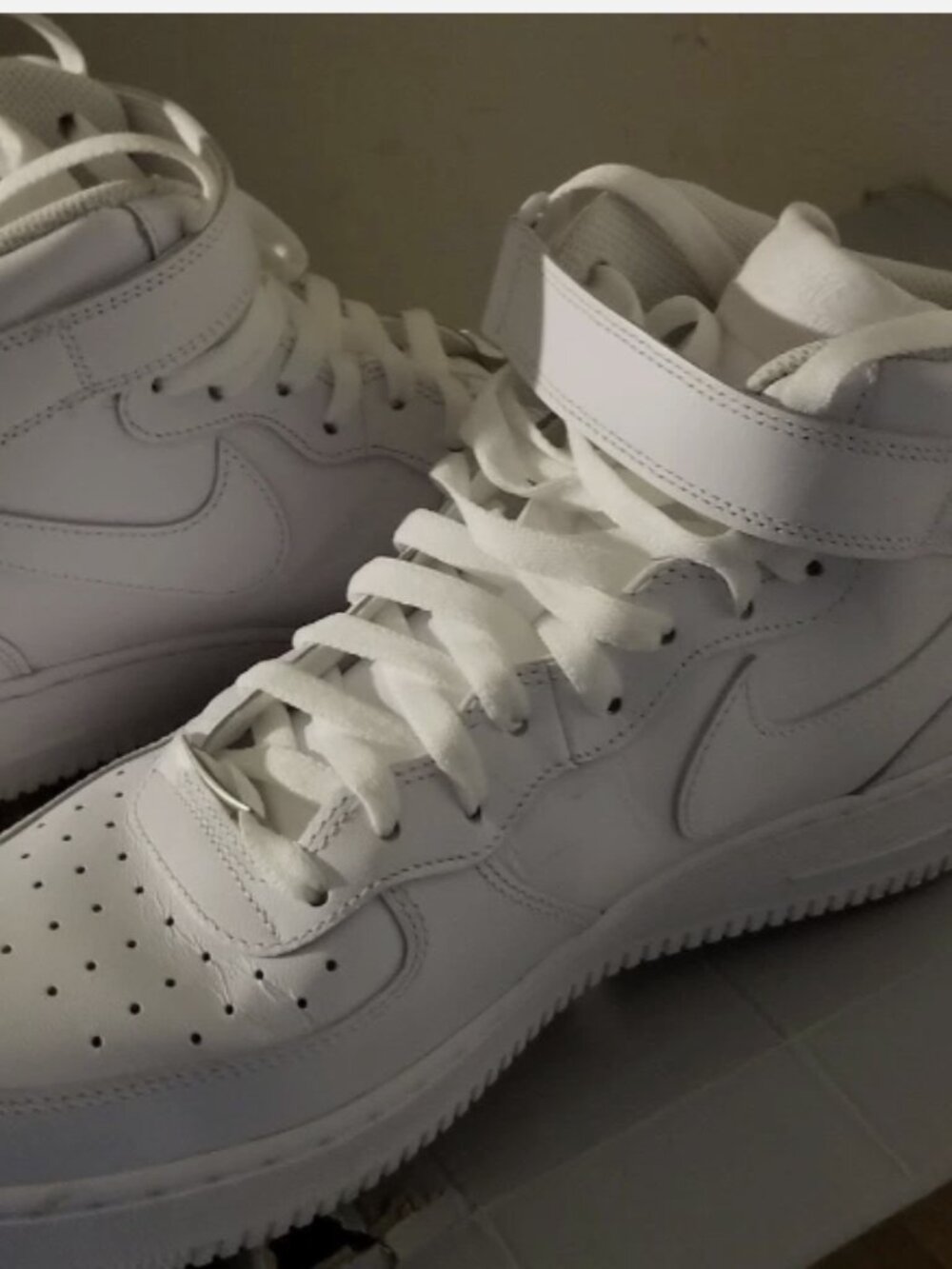 Size 12 - Nike Men's Air Force 1 '07 Mid White